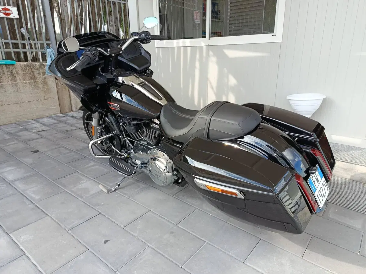 Harley-Davidson Road Glide (2024 - 26) (4)