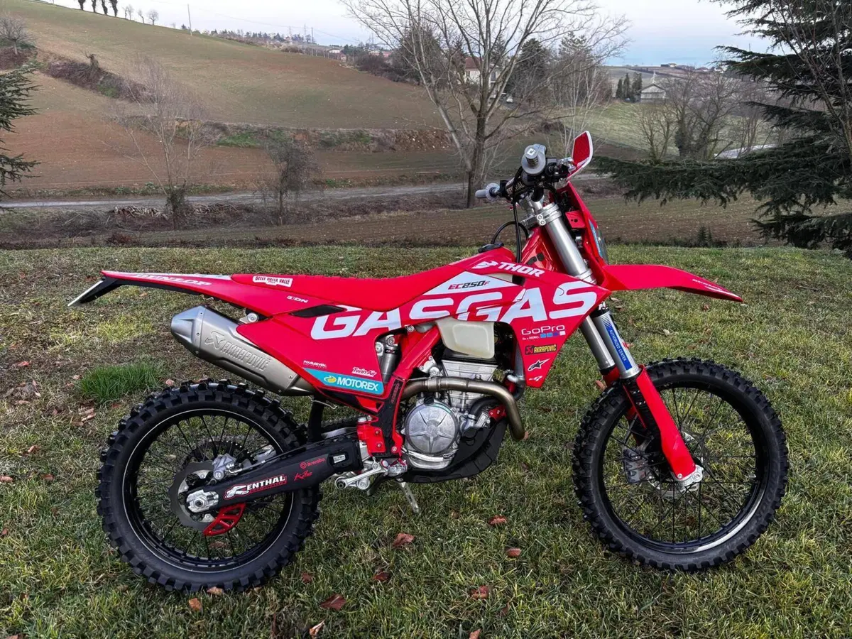 GASGAS EC 250 F (2024) (2)