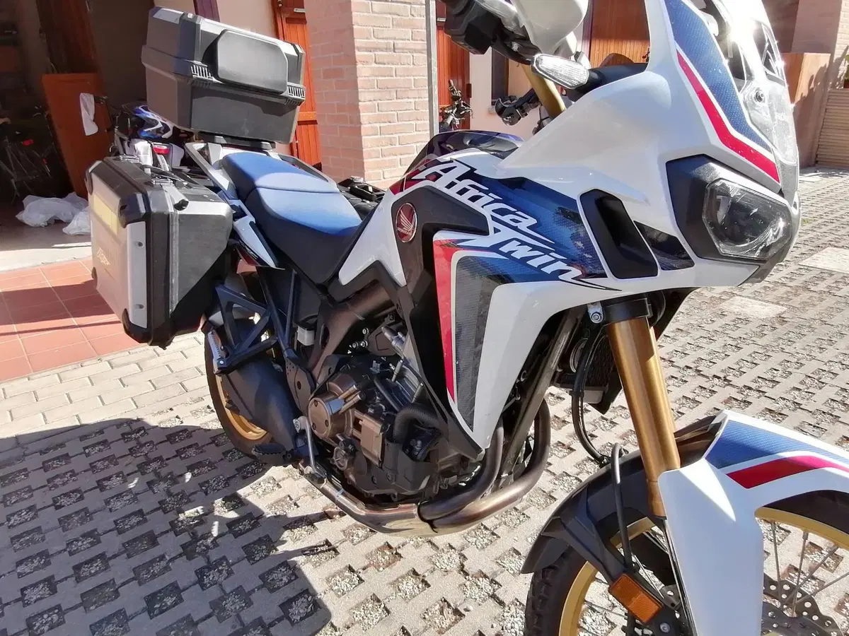 Honda Africa Twin CRF 1000L DCT (2018 - 19) (4)