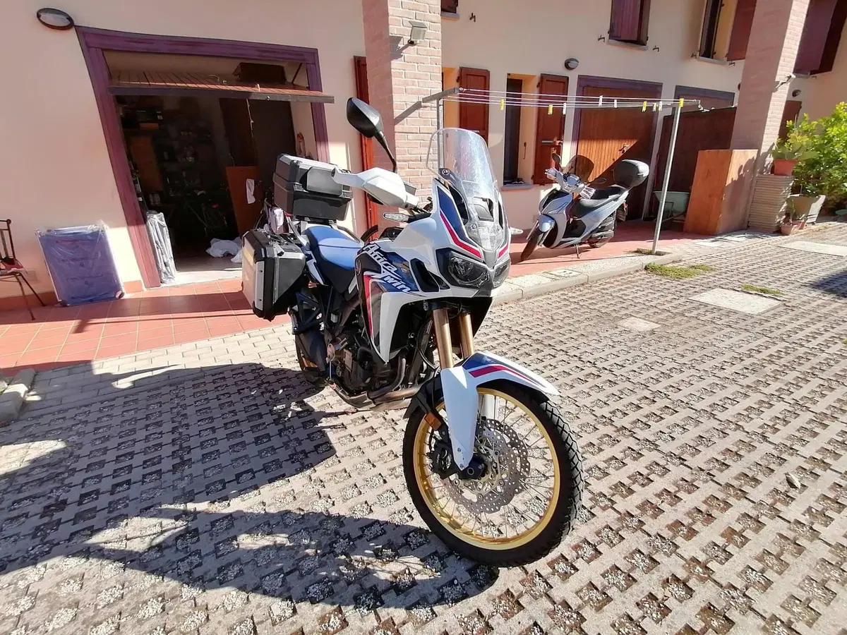 Honda Africa Twin CRF 1000L DCT (2018 - 19) (6)