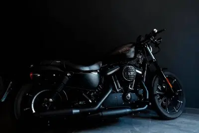 Harley-Davidson 883 Iron (2014 - 16) - XL 883N usata