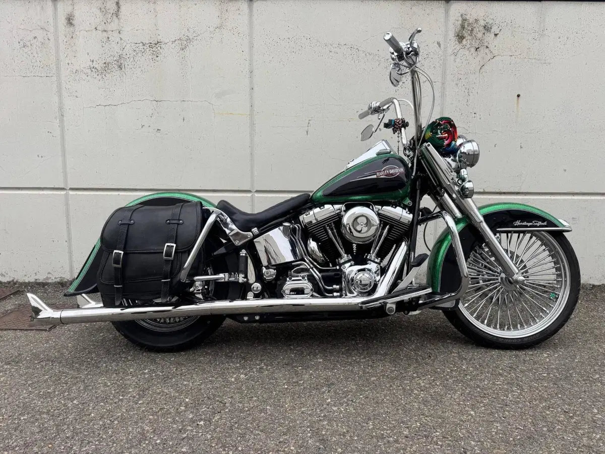 Harley-Davidson 1450 Heritage Classic (2006 - 07) - FLSTCI