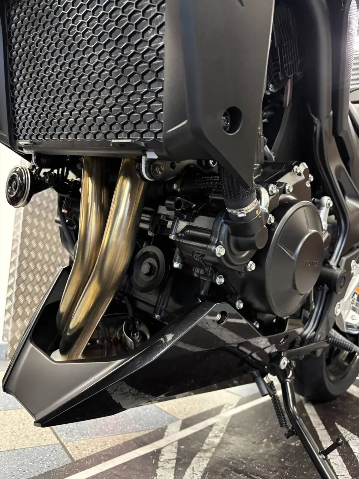 Honda CB 750 Hornet (2026) (6)