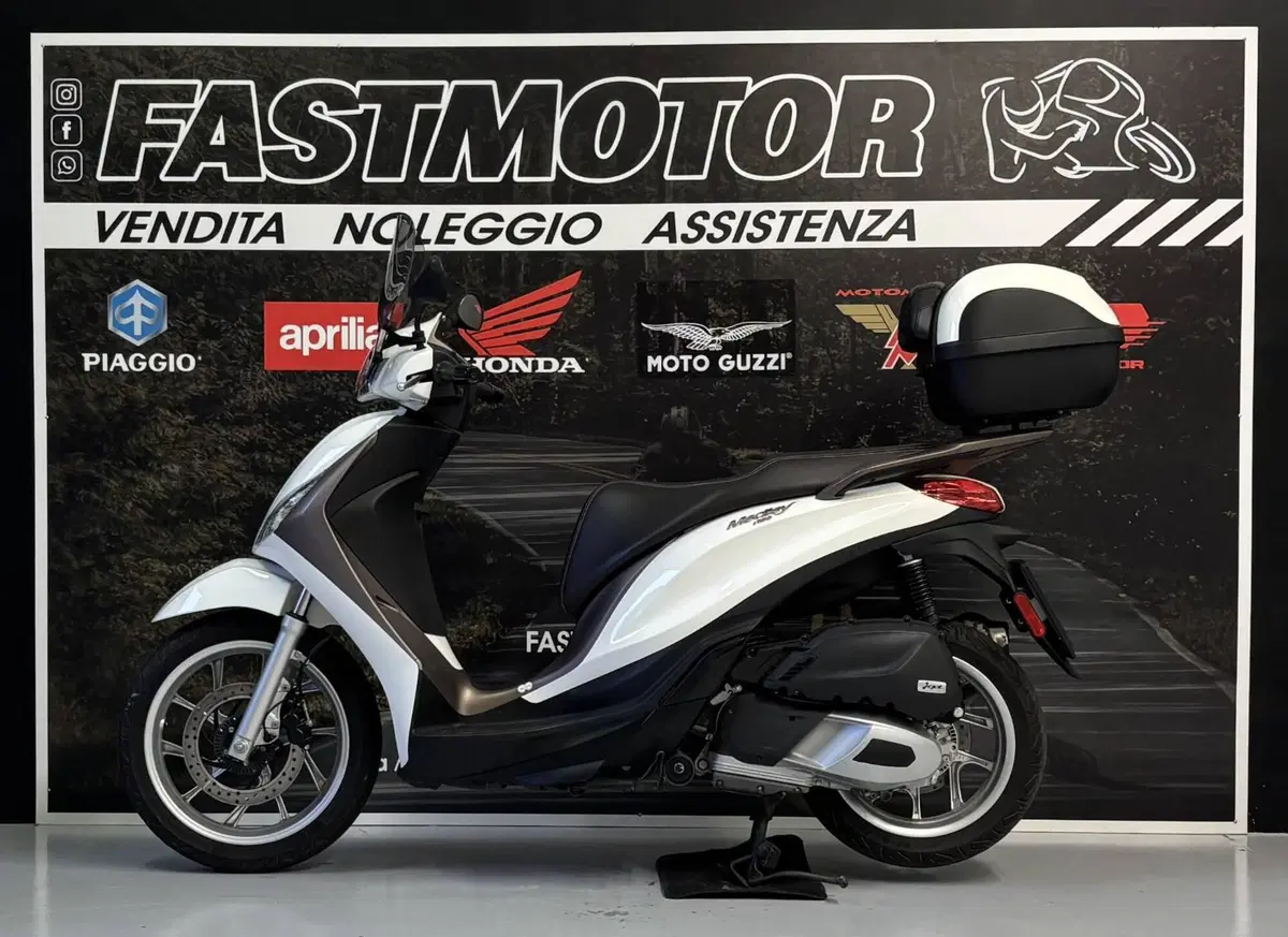 Piaggio Medley 150 (2020) (4)