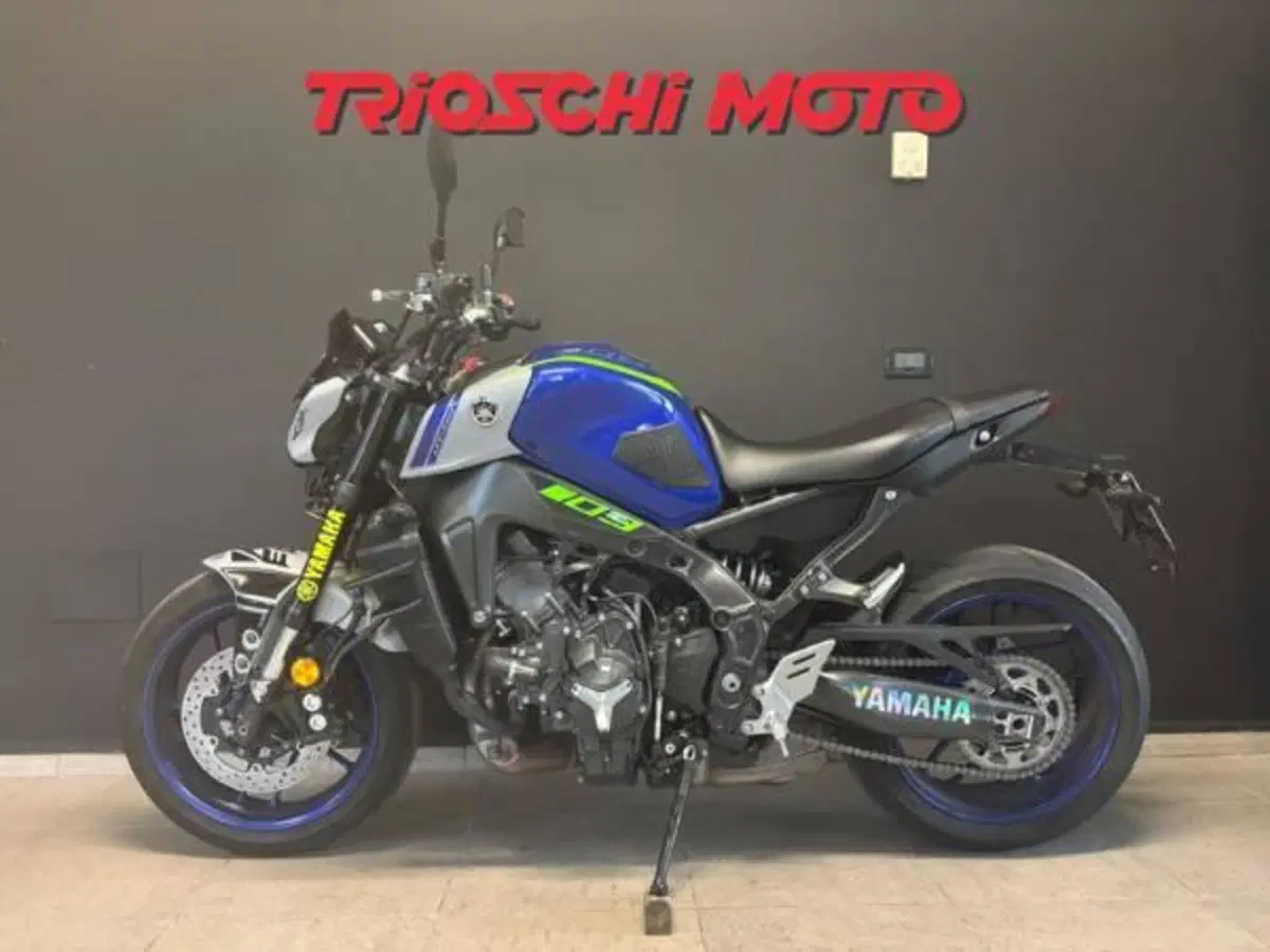 Yamaha MT-09 (2021 - 23) (2)