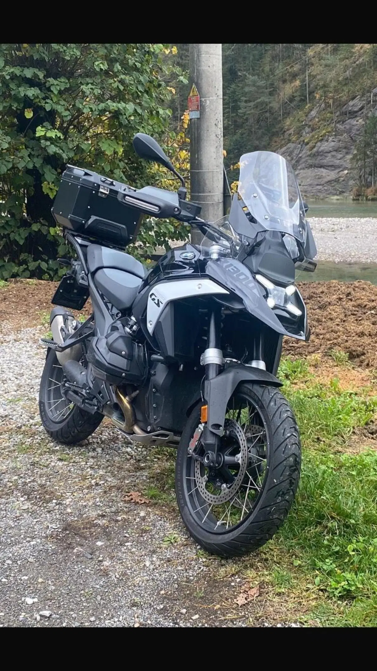 Bmw R 1300 GS Triple Black (2023 - 26) (4)