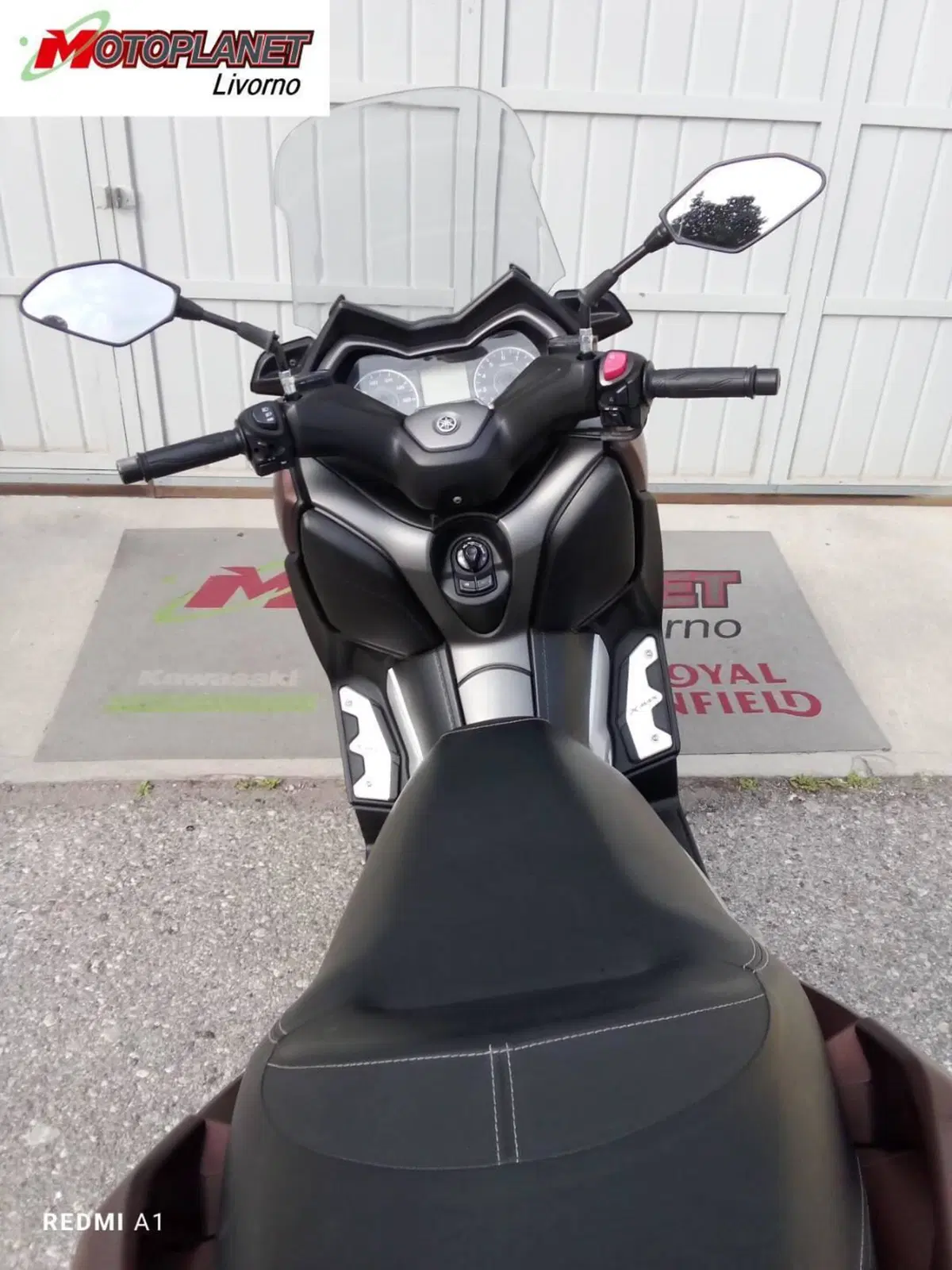 Yamaha X-Max 300 ABS (2017 - 20) (8)