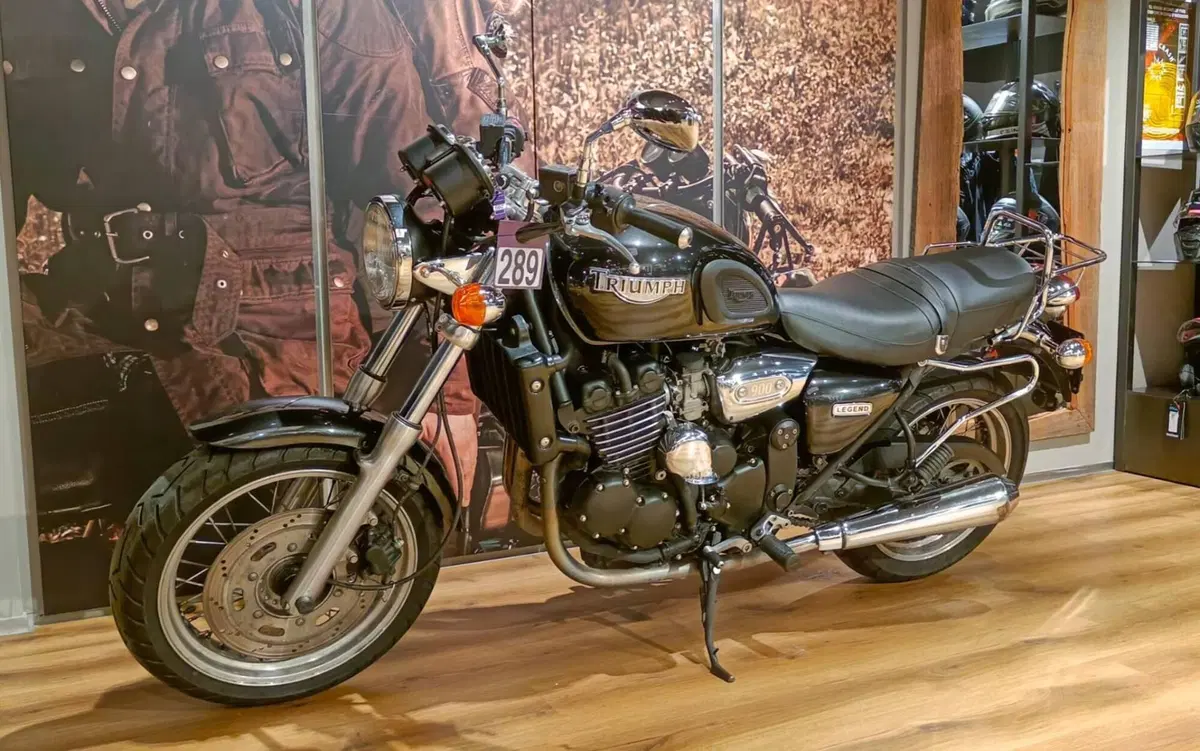 Triumph Legend TT 900 (1998 - 02) (2)