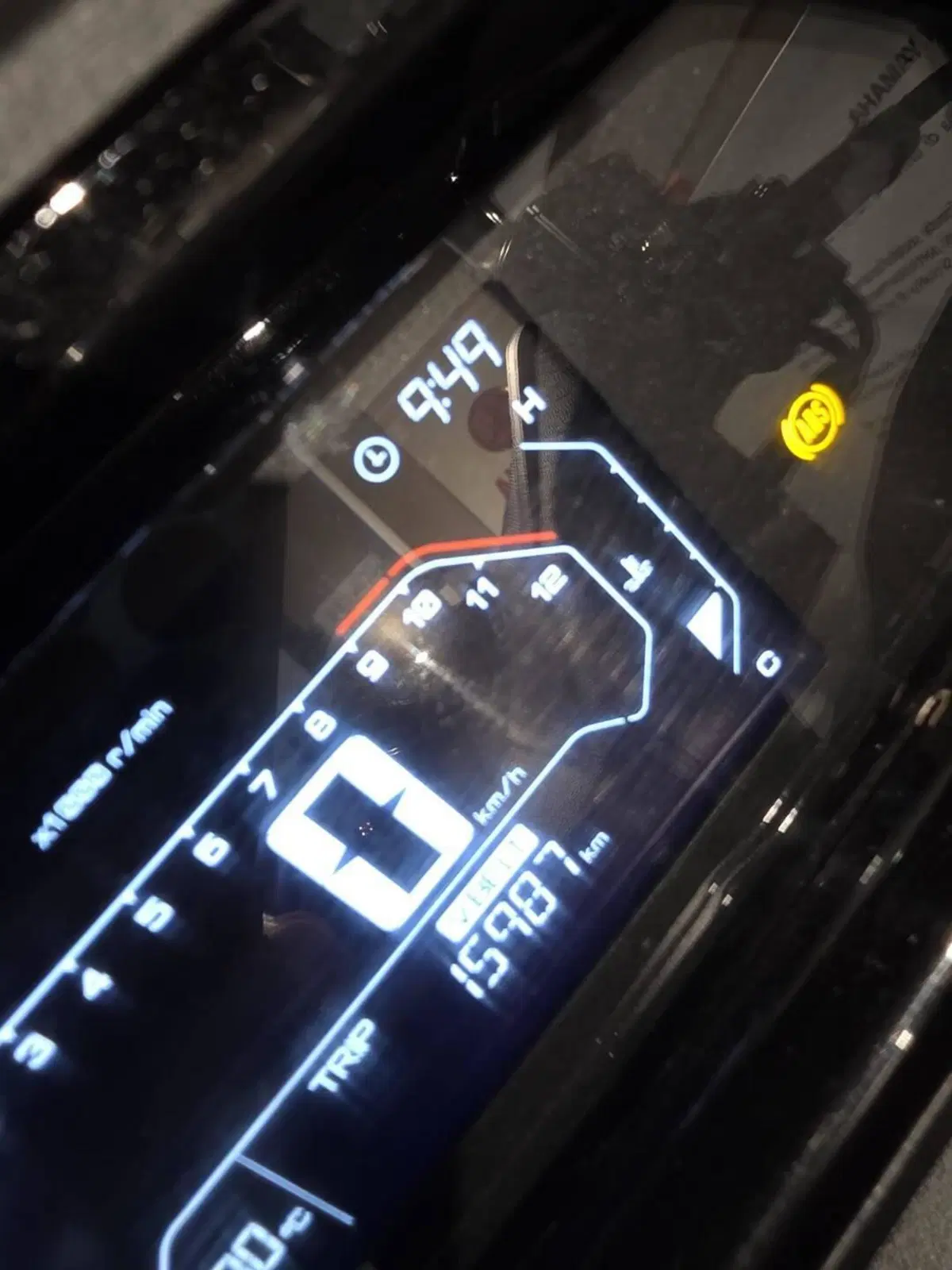Yamaha X-Max 300 (2025 - 26) (3)