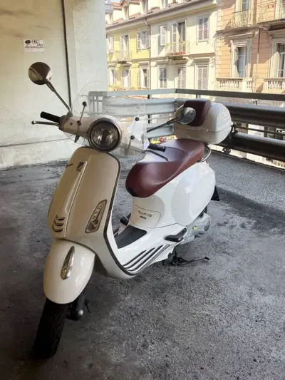 Vespa Primavera 150 3V i-get ABS (2017 - 18) usata