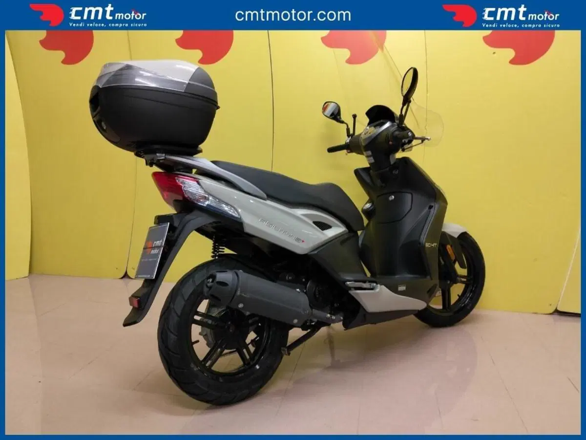 Kymco Agility 50 R16 + (2020) (4)