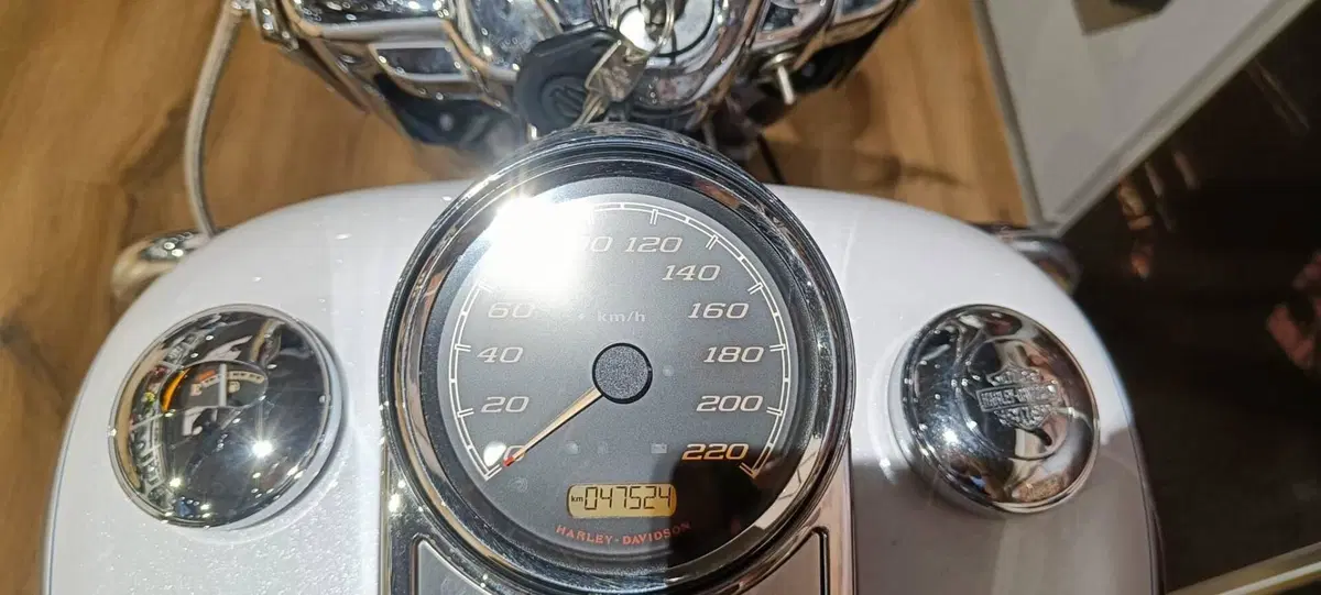 Harley-Davidson 103 Road King Classic (2014 - 16) - FLHRC (6)