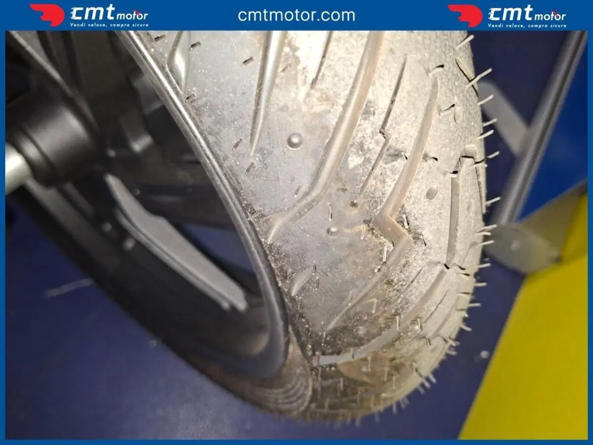 Honda SH 350 (2021 - 24) (6)