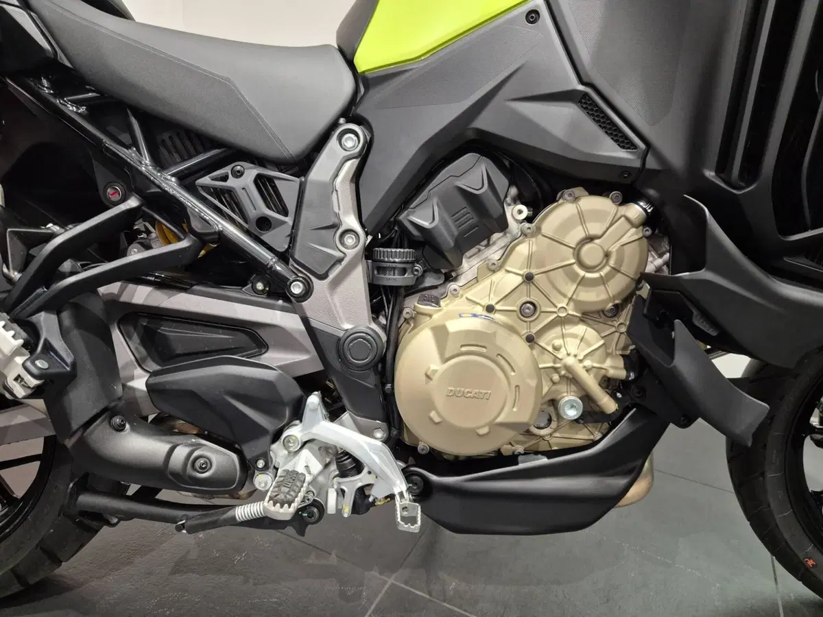 Ducati Multistrada V4 S (2025 - 26) (15)