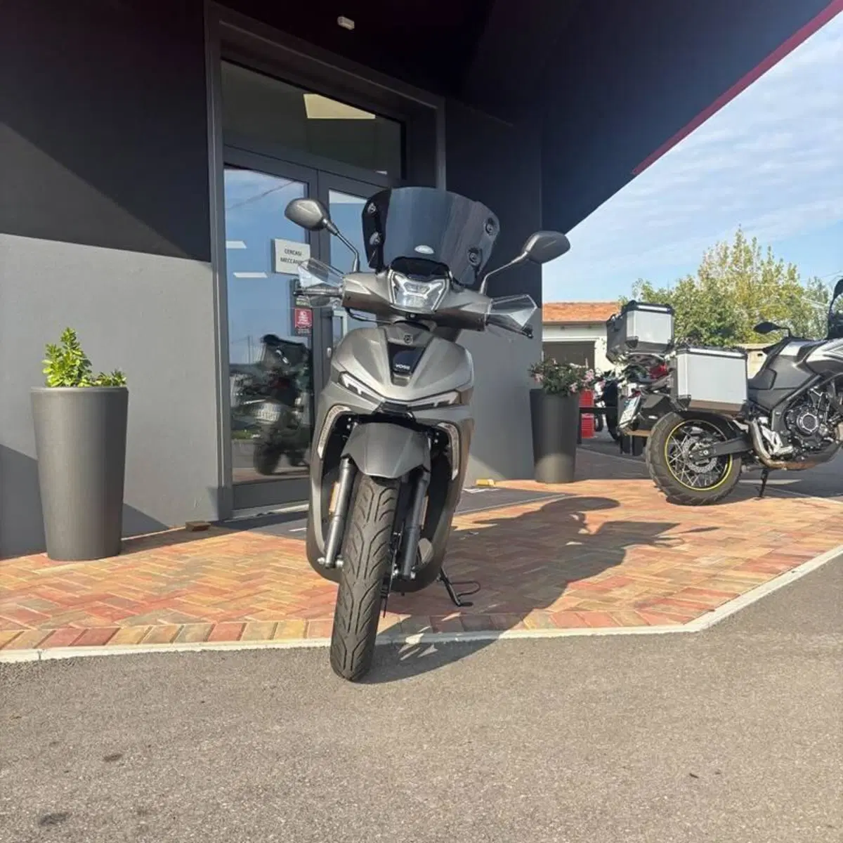 Voge Sfida SR16 200 (2025 - 26) (3)