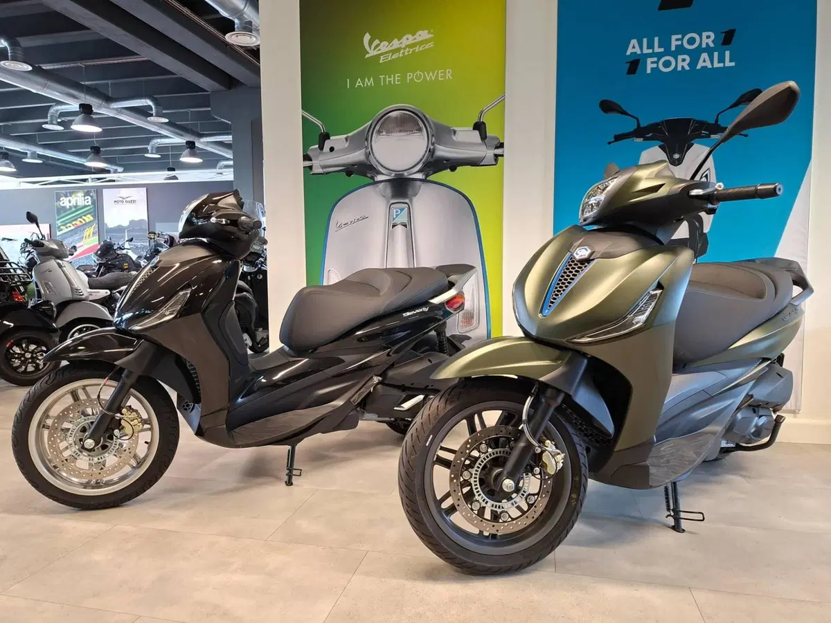 Piaggio Beverly 310 (2025 - 26) (2)