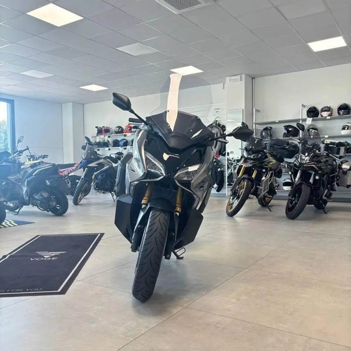 Honda Forza 750 DCT Travel (2021 - 24) (4)