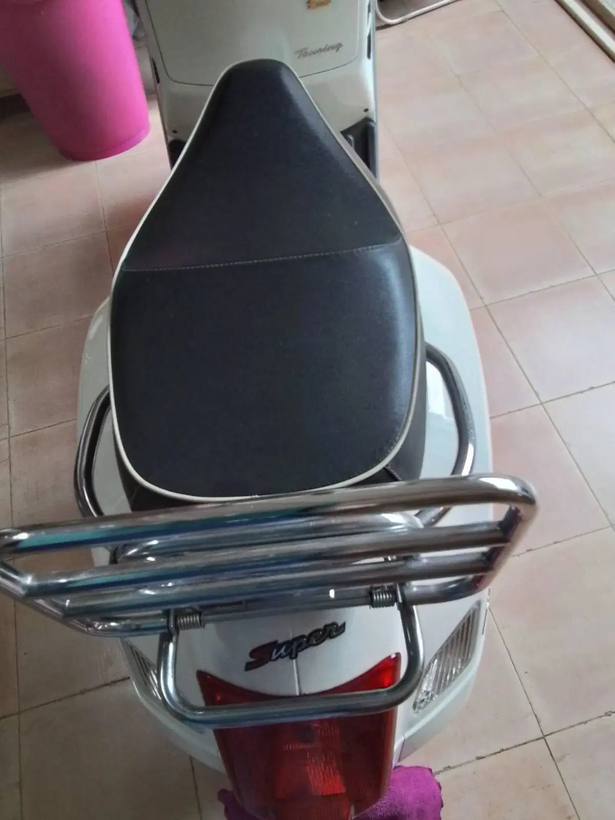 Vespa GTS 300 Super (2008 - 16) (3)