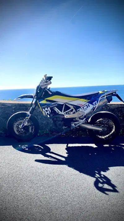 Husqvarna 701 Supermoto (2017 - 19) usata