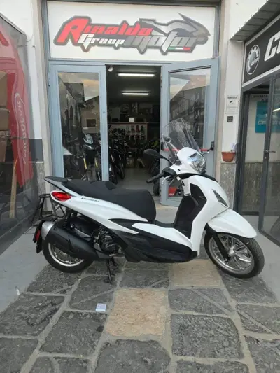 Piaggio Beverly 310 (2025 - 26) usata