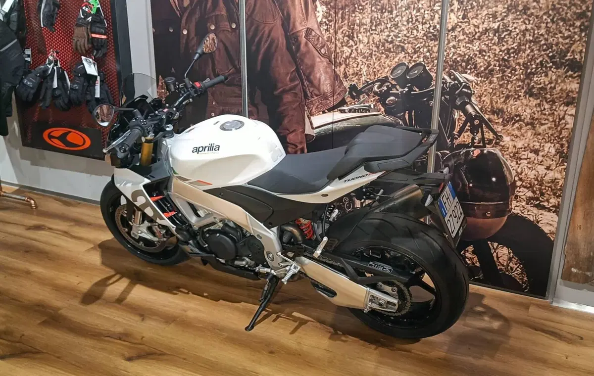 Aprilia Tuono V4 (2021 - 24) (5)