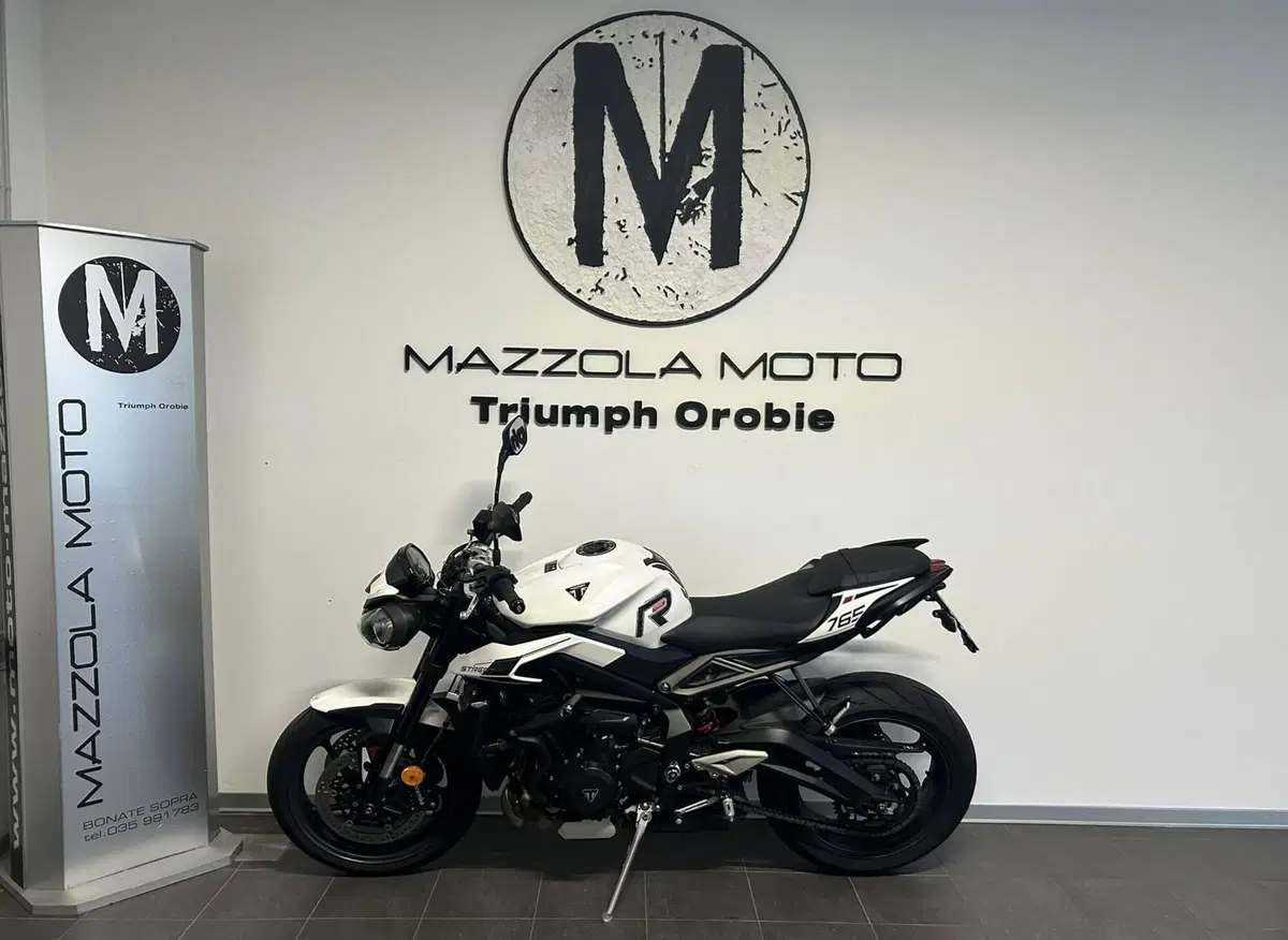 Triumph Street Triple 765 R (2023 - 26) (3)