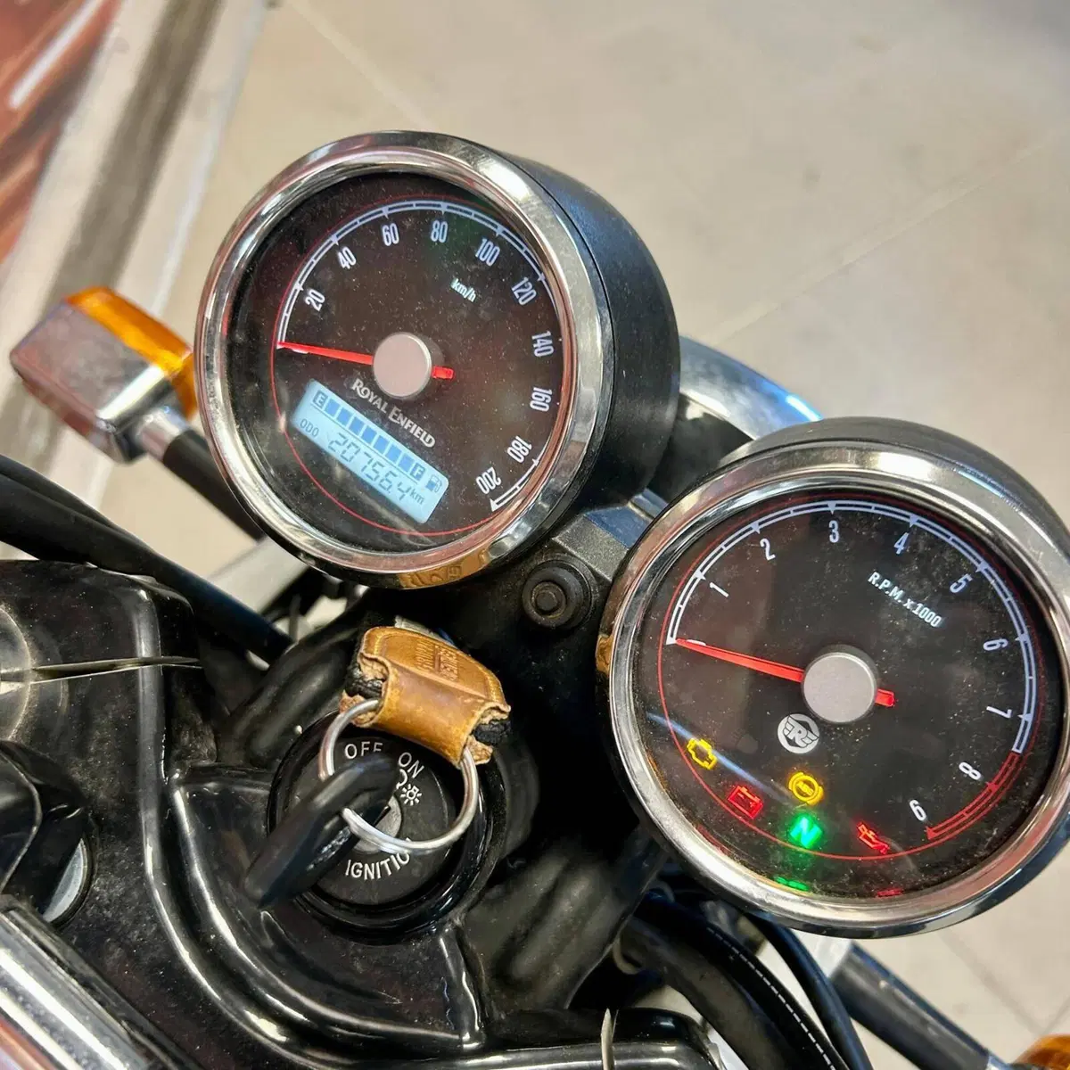 Royal Enfield Interceptor 650 (2021 - 26) (2)