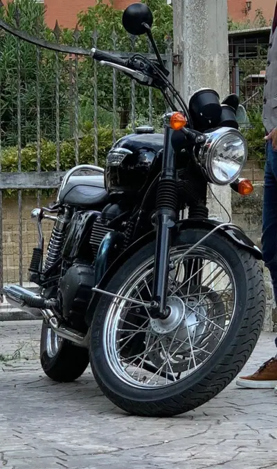 Triumph Bonneville T100 (2008 - 16) usata