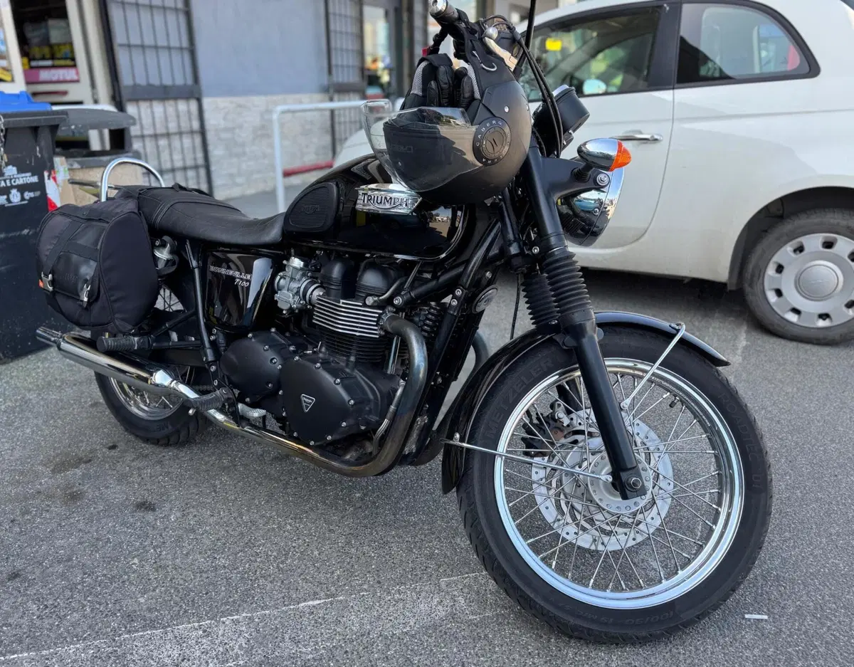 Triumph Bonneville T100 (2008 - 16) (5)