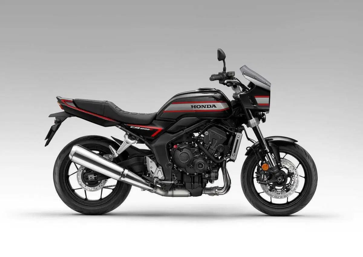 Ad EICMA ci sarà la Honda CB1000F! La roadster arriva in Italia nel 2026, qui tutti i dettagli
