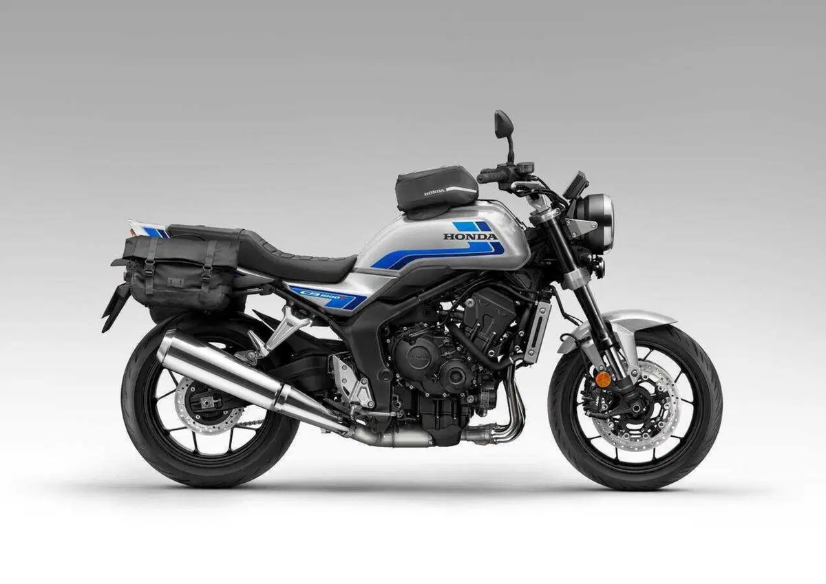 Ad EICMA ci sarà la Honda CB1000F! La roadster arriva in Italia nel 2026, qui tutti i dettagli (4)