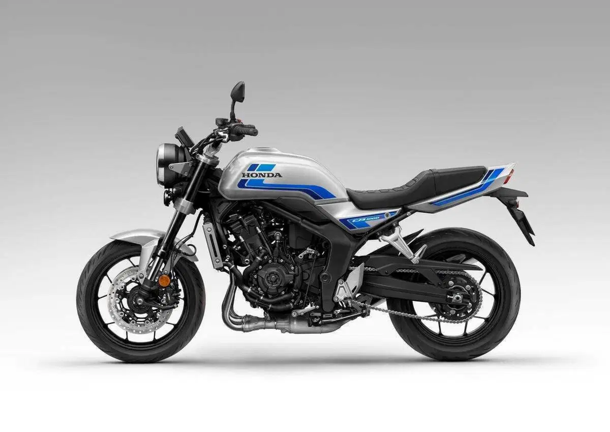 Ad EICMA ci sarà la Honda CB1000F! La roadster arriva in Italia nel 2026, qui tutti i dettagli (15)