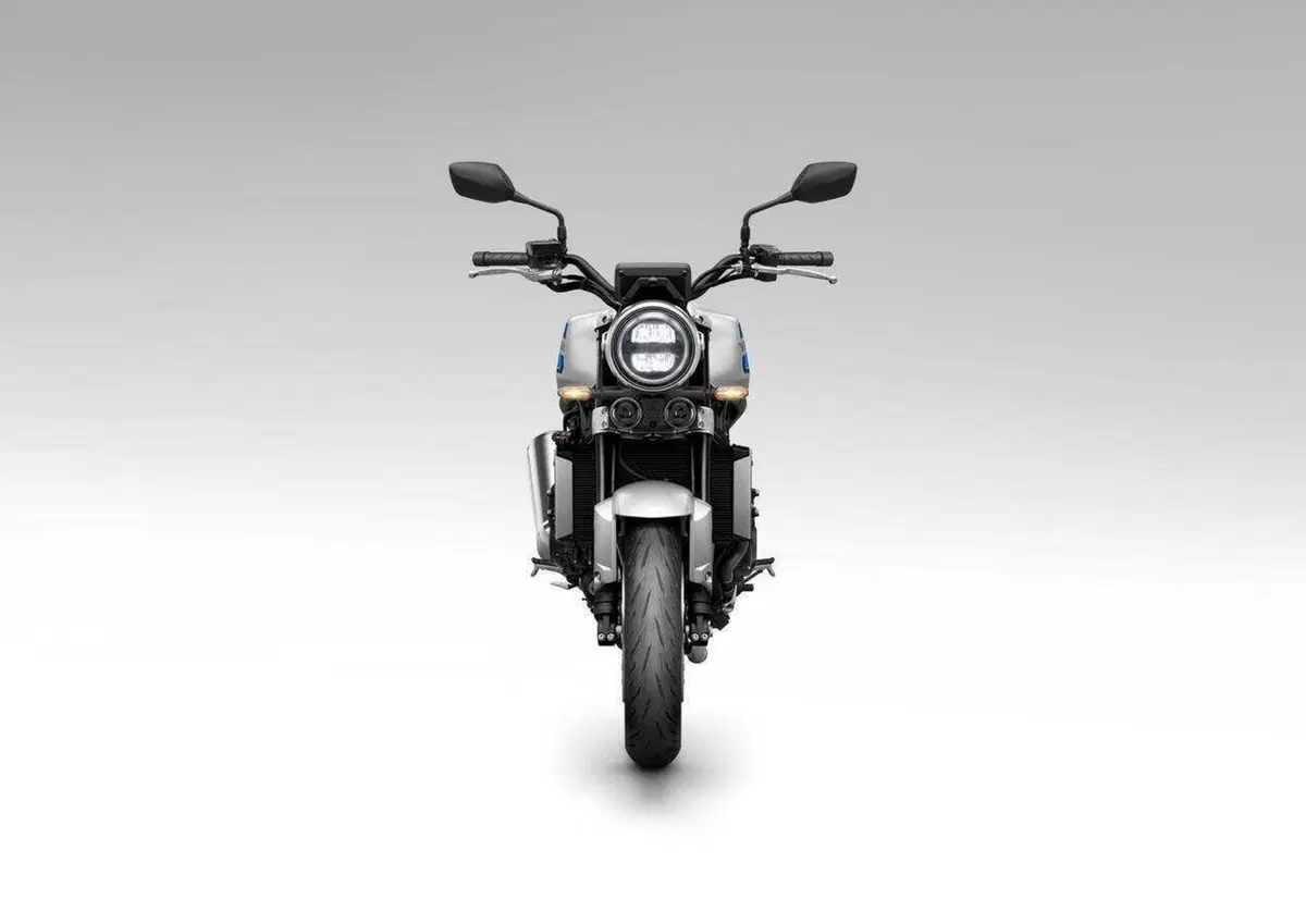Ad EICMA ci sarà la Honda CB1000F! La roadster arriva in Italia nel 2026, qui tutti i dettagli (17)
