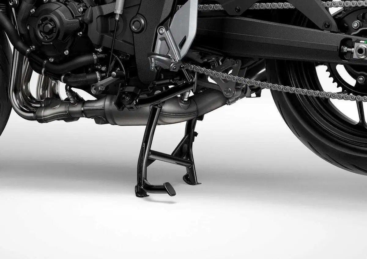 Ad EICMA ci sarà la Honda CB1000F! La roadster arriva in Italia nel 2026, qui tutti i dettagli (25)
