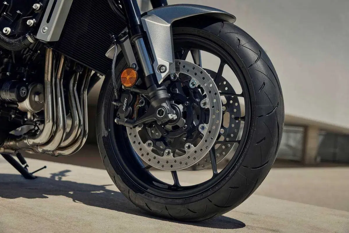 Ad EICMA ci sarà la Honda CB1000F! La roadster arriva in Italia nel 2026, qui tutti i dettagli (59)