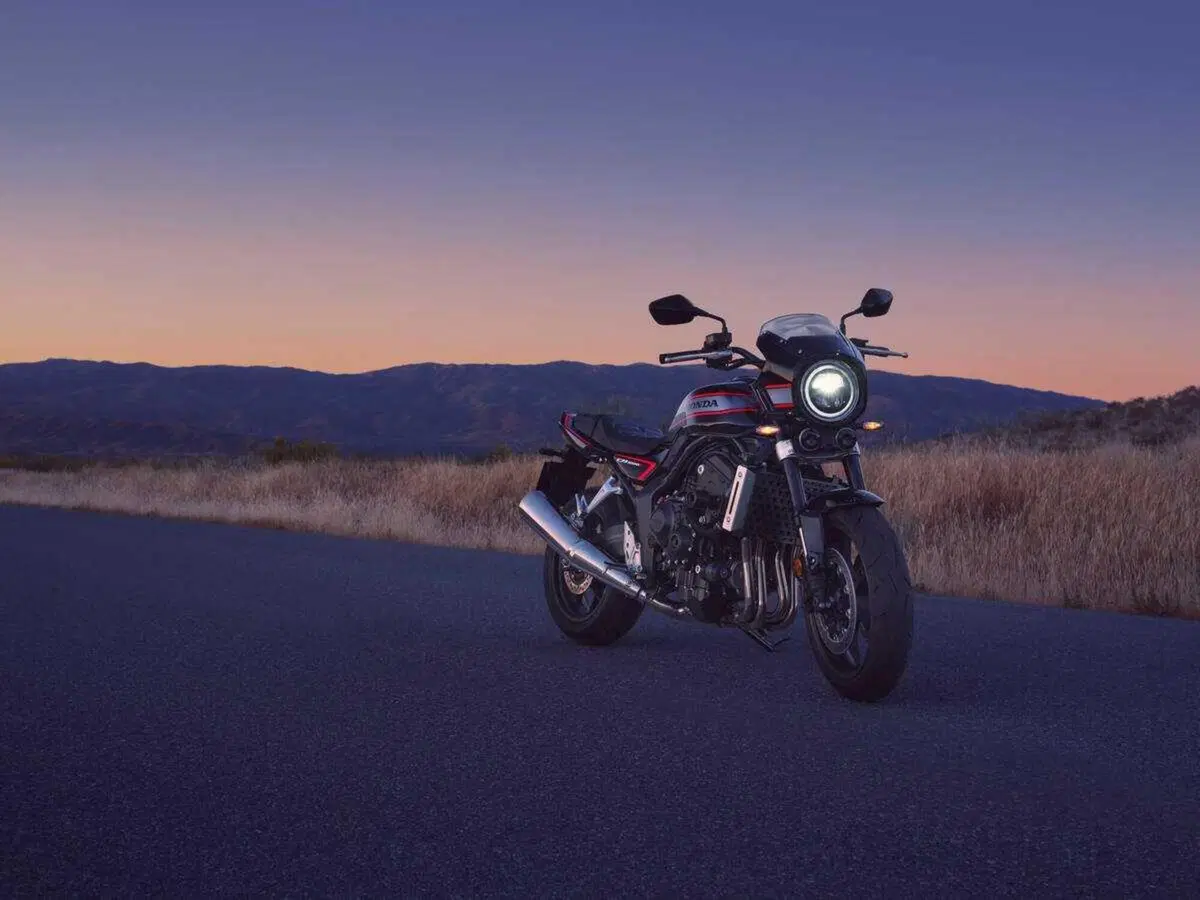 Ad EICMA ci sarà la Honda CB1000F! La roadster arriva in Italia nel 2026, qui tutti i dettagli (124)