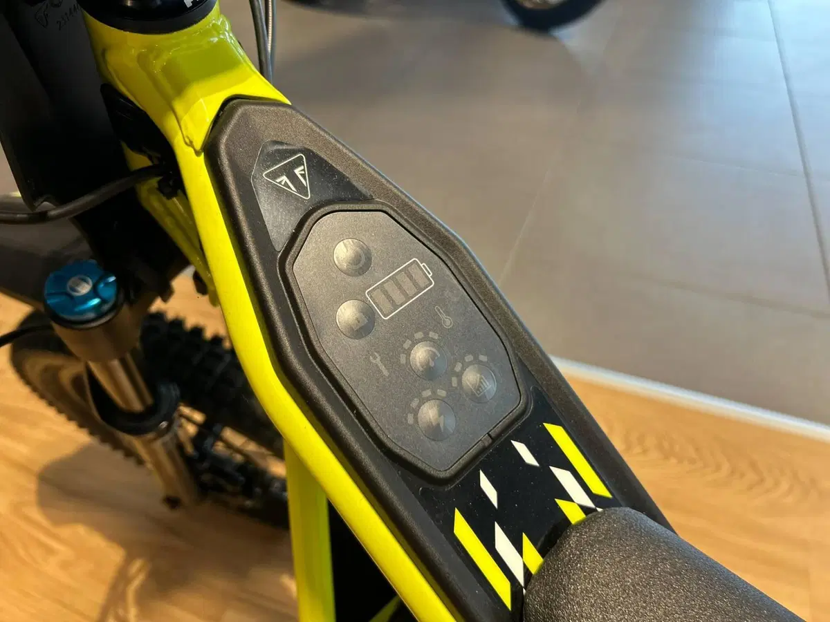 Triumph TXP-16 (2026) (4)