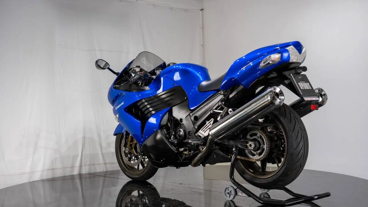 Kawasaki ZZR 1400 (2006 - 11) (15)