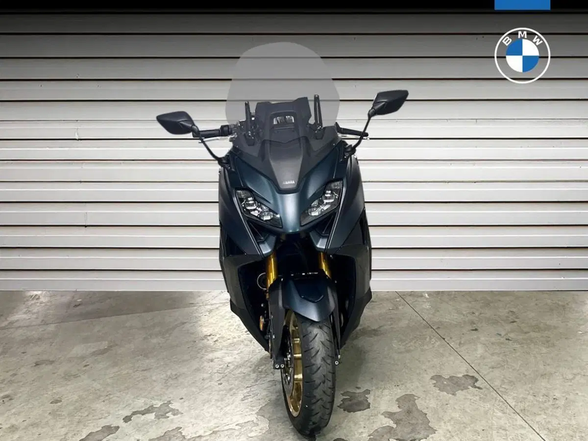 Yamaha T-Max 560 Tech Max (2022 - 24) (2)