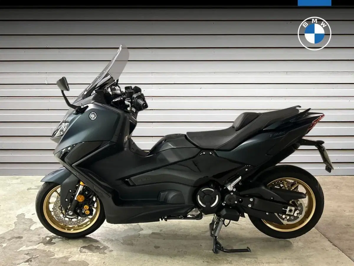 Yamaha T-Max 560 Tech Max (2022 - 24) (3)