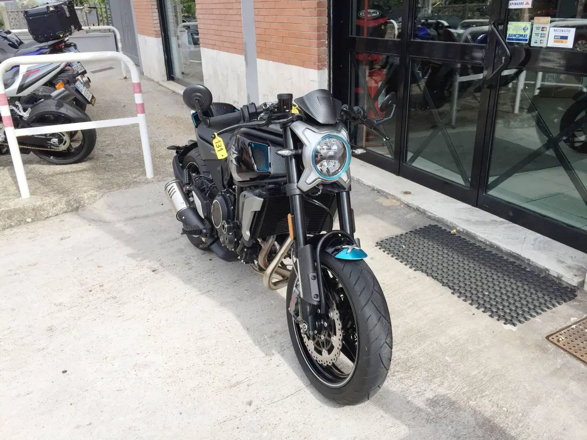 CFMOTO 700CL-X Sport (2022 - 26) (2)