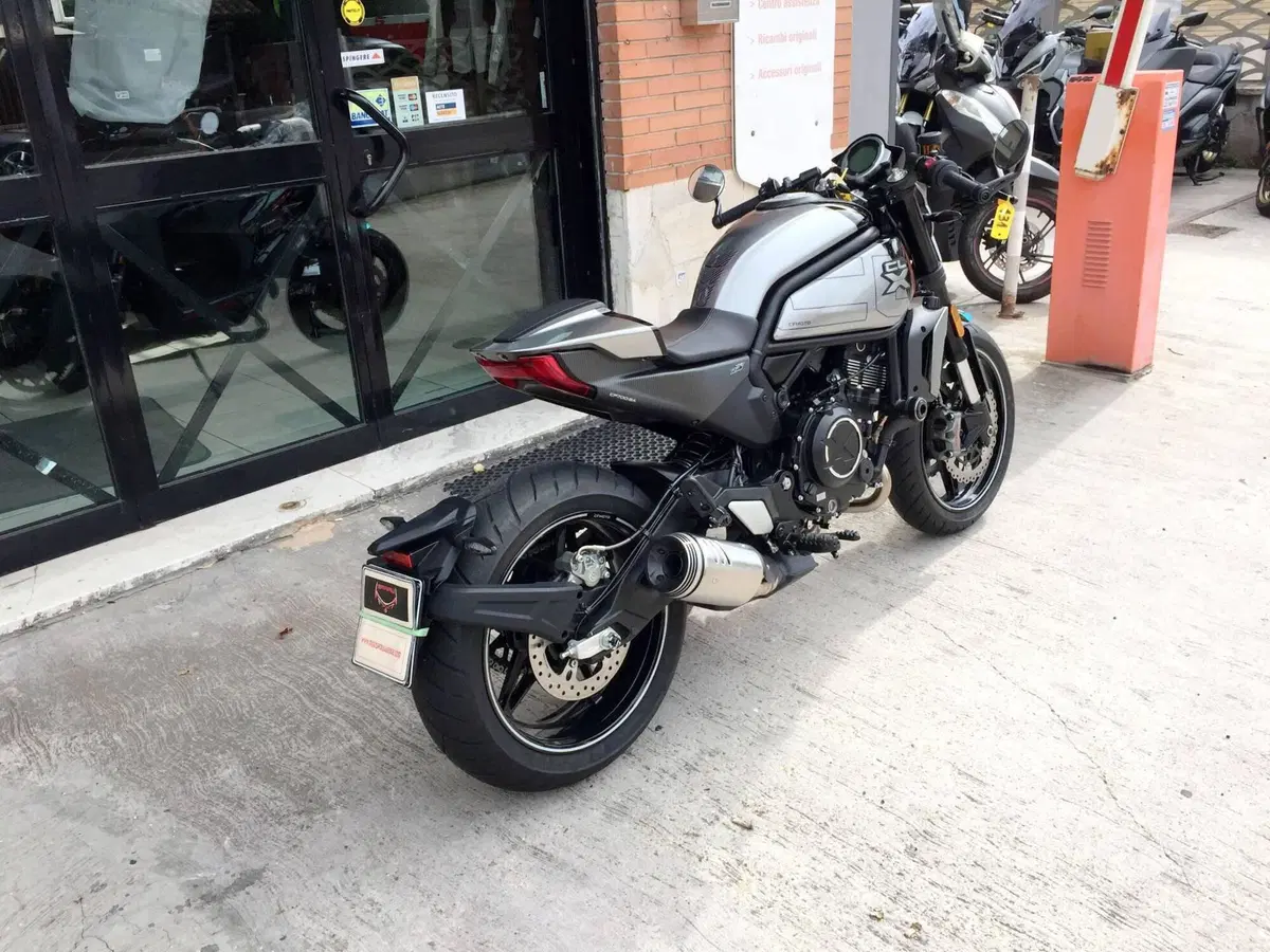 CFMOTO 700CL-X Sport (2022 - 26) (8)