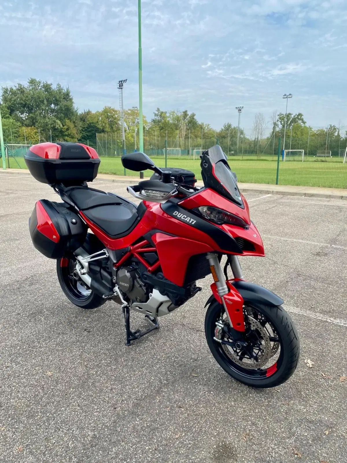 Ducati Multistrada 1200 S Touring D-air (2017) (3)
