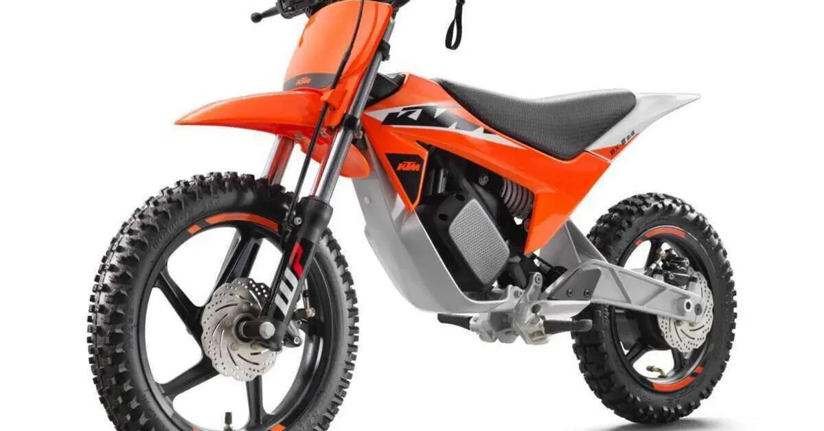 KTM SX-E 2.12 riceve l'anteriore da 12': pensata per i bambini più alti 