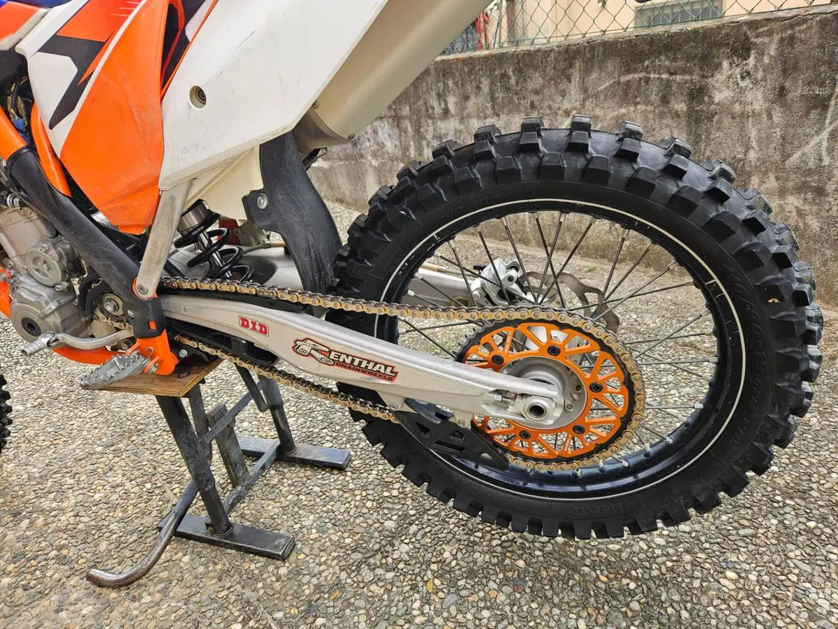 KTM 350 SX-F (2015) (3)