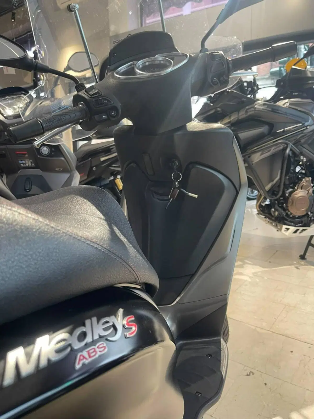 Piaggio Medley 150 S ABS (2016 - 19) (3)