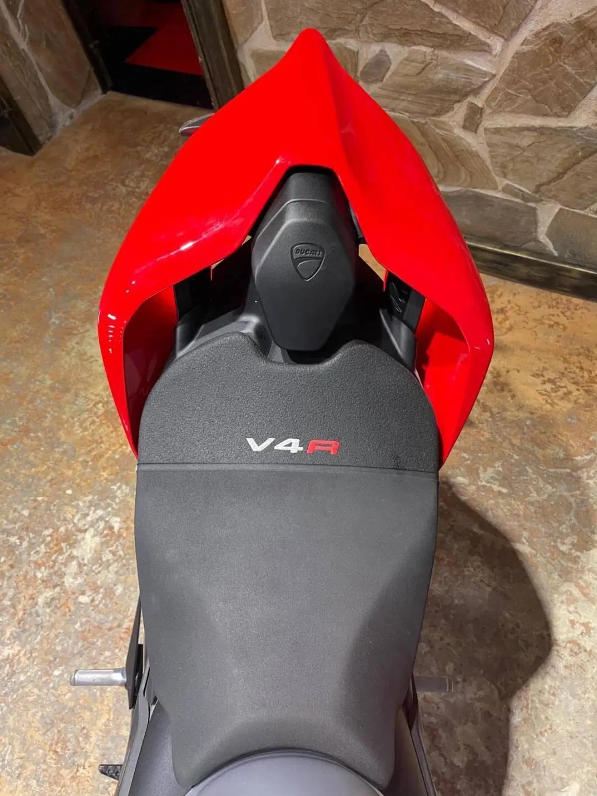 Ducati Panigale V4 R (2023 - 24) (17)