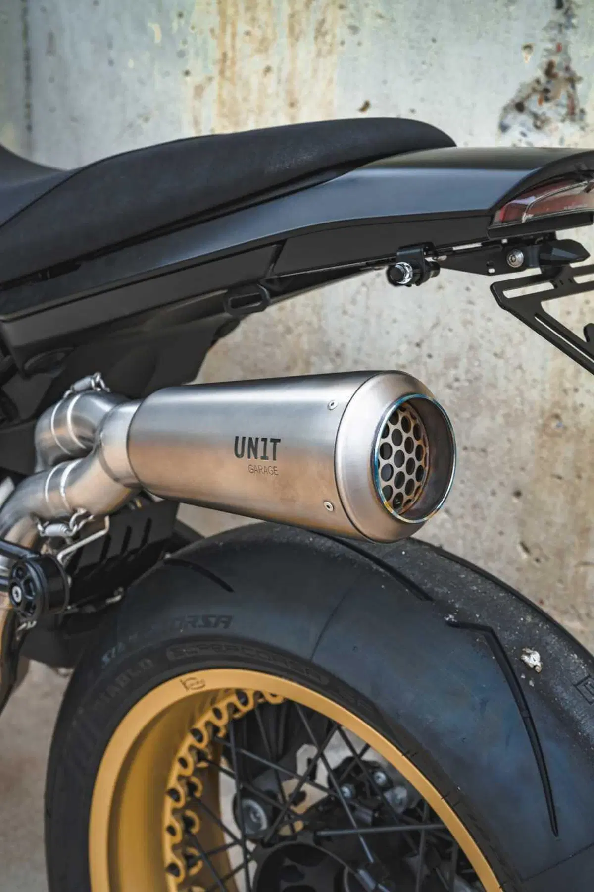 BMW R12 G/S SUMO, come la boxerona diventa Supermoto (2)