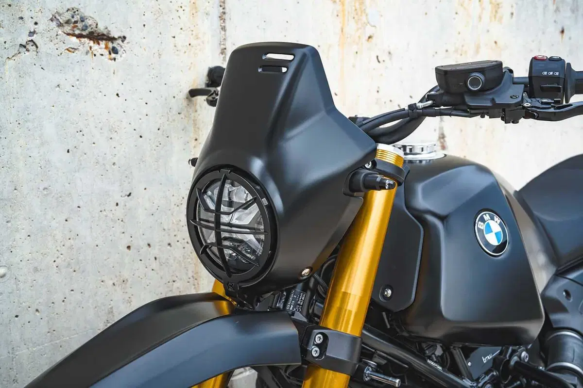 BMW R12 G/S SUMO, come la boxerona diventa Supermoto (3)