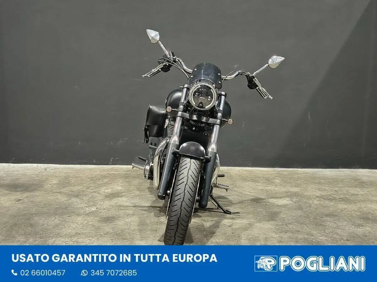 Triumph Thunderbird Storm 1700 (2010 - 16) (3)